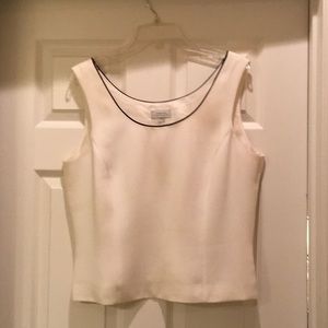 Sleeveless top